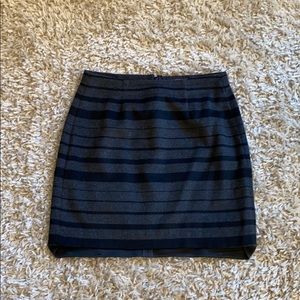 Adorable pencil skirt. Perfect for winter